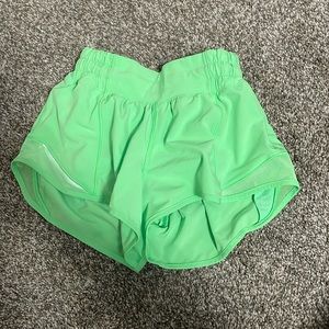 Lululemon hotty hot shorts in the color pistachio